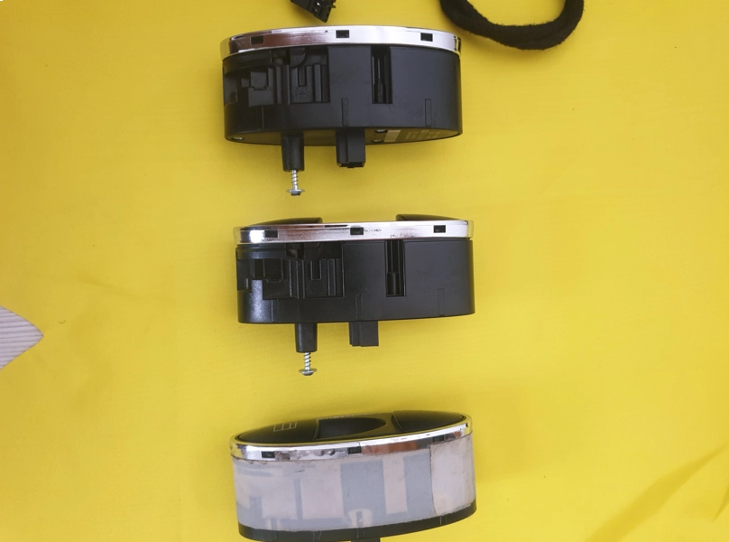 resimler/genel/Mercedes w211 e200 cam butonu orjinal ÇIKMA a2118211351 ön sag arka